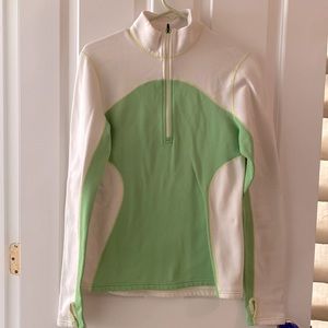 Patagonia Women’s Green White 1/2 Zip Pullover